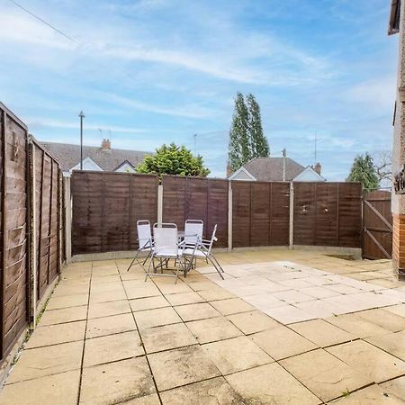 Low Rate - Coventry For 3 Bedroom House With Garden, Free Netflix And Unlimited Wi-Fi - Driveway Parking - Agc Bagian luar foto